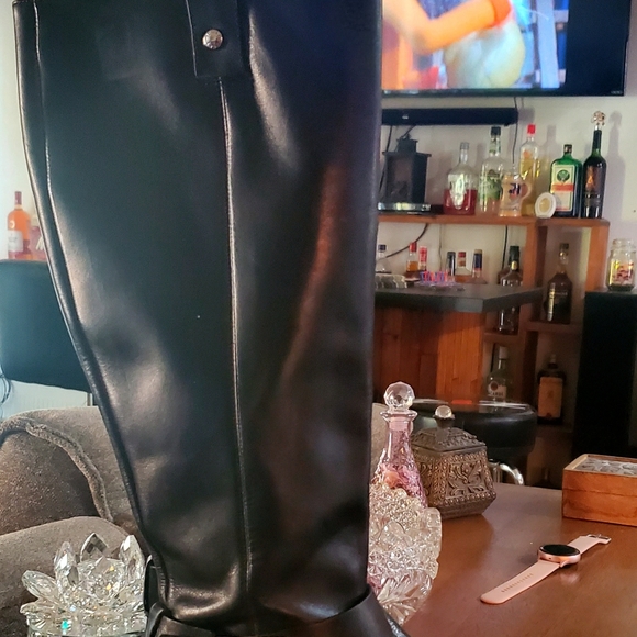 MICHAEL KORS, LEATHER LADIES BOOTS - Picture 3 of 7